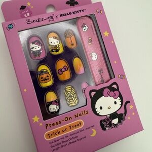 NEW Crème Shop x Hello Kitty Halloween Press-On Nails Set | Limited Edition | 28